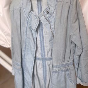 Crazy 8 Size Small Light Wash Jacket ( Lightweight )